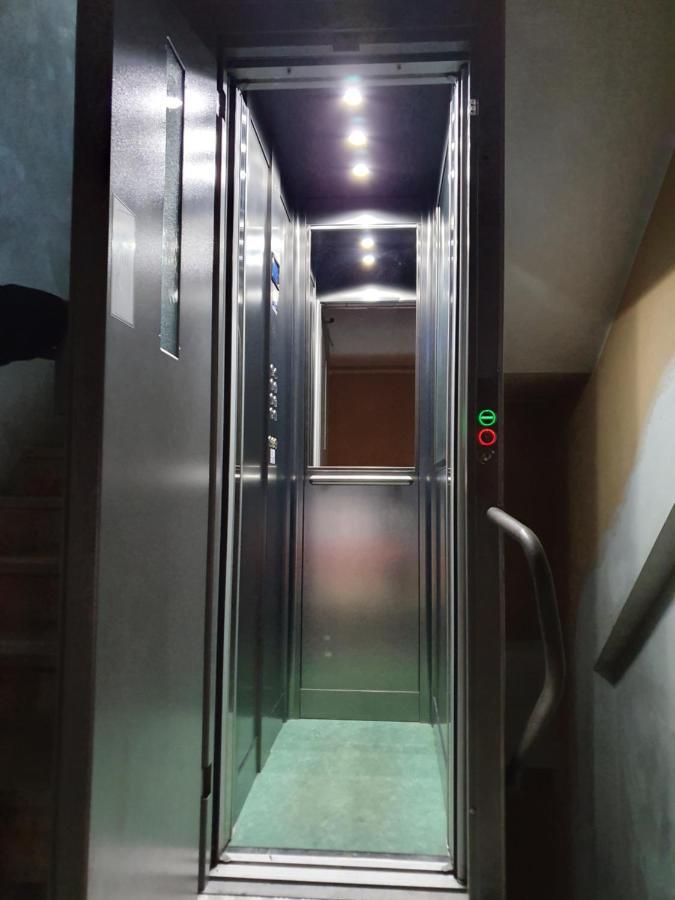 34 Via Giulio Carcano Milano Ngoại thất bức ảnh